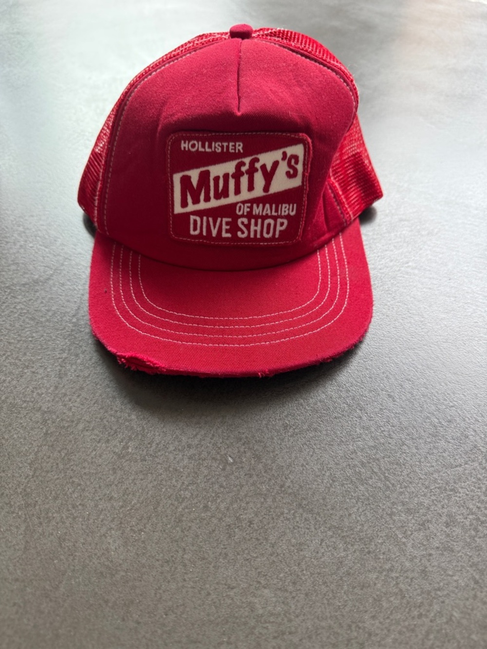 Vintage!!! Hollister Red Muffy's Dive Shop Trucker Hat